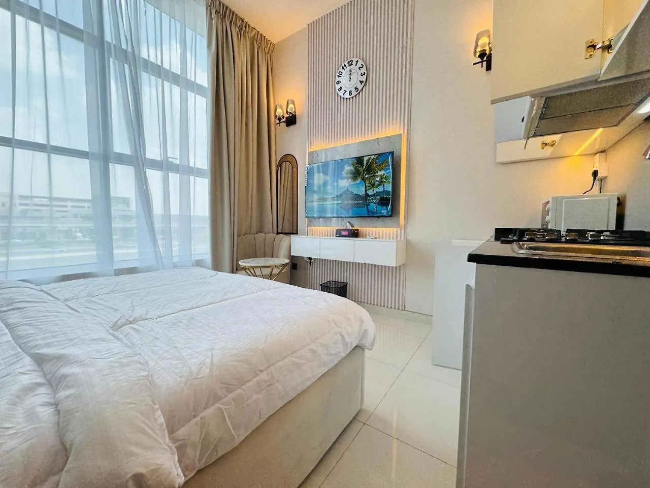 Al Manara Premium Deluxe Sheikh Zayed View Studio Dubai 0*,